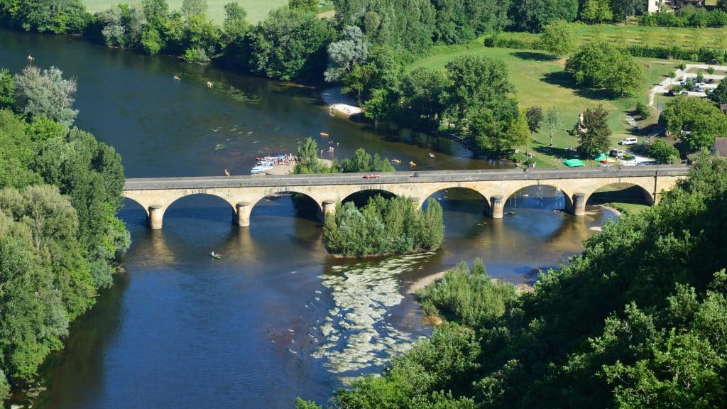 Camping avec séjour insolite en Dordogne